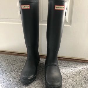 Hunter Tall Black Rain Boot 8